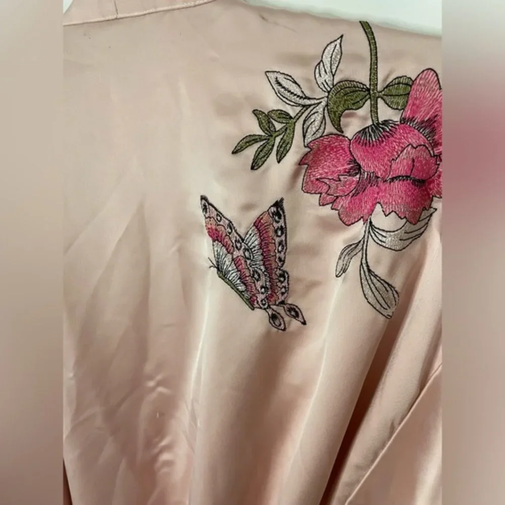 Victoria Secret Shanghai 2017 Fashion Show Rose Embroidered Robe Kimono XS/S - Picture 8 of 8